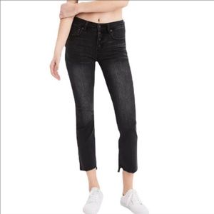 kick crop AE jeans